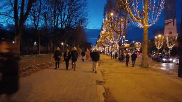 Paris France December 2022 Street View City Downtown Night Walking — Stok video