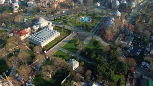 Vista Aérea Drones Istambul Turquia Hagia Sophia Com Jardins Frente — Vídeo de Stock