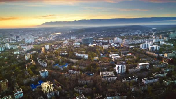 Vista Aérea Drone Chisinau Pôr Sol Moldávia Distrito Residencial Com — Vídeo de Stock