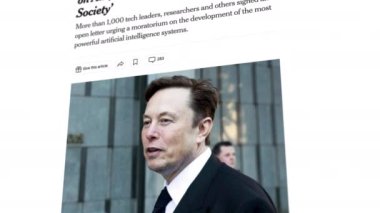 CHISINAU, MOLDOVA - APRIL, 2023: Elon Musk ve diğerlerinin yapay zeka sistemlerinin geliştirilmesinde duraklama çağrısıyla ilgili haberler. Canlandırılmış ekran görüntüsü
