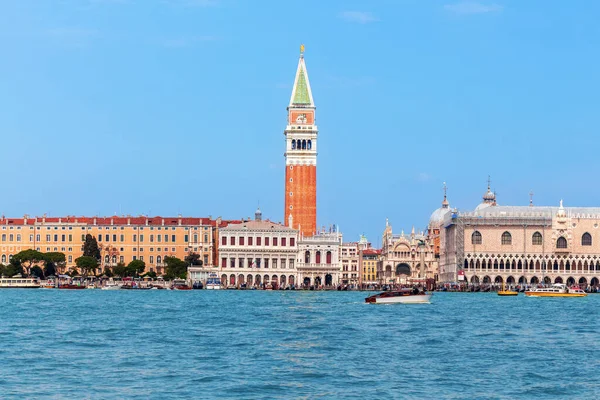 Vista Plaza San Marco Venecia Italia — Foto de Stock