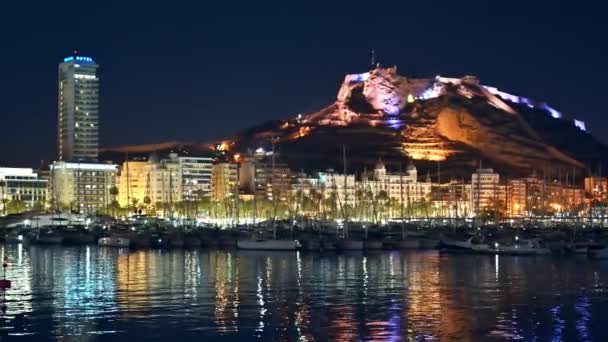 Nattutsikt Över Båtar Och Yachter Alicantes Hamn Mountain Benacantil Och — Stockvideo
