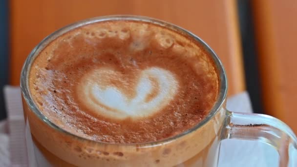 Kawa Brązowa Cappuccino Kształcie Serca — Wideo stockowe