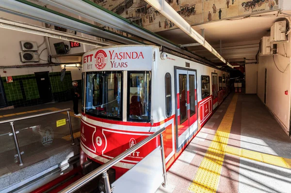 stock image ISTANBUL, TURKEY - JUNE 30, 2023: View of a vintage train on a train station