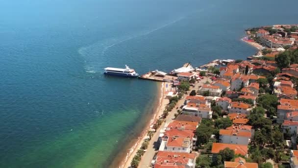 Aerial Drone View Kinaliada Turkey Sea Port Residential Buildings Located — Stock Video