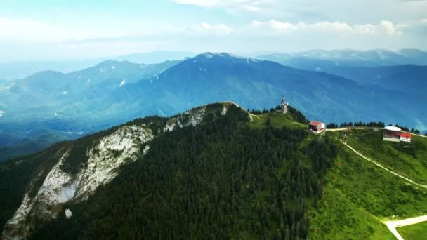 Romanya Nın Allah Brasov Kentinin Insansız Hava Aracı Görüntüsü Dağın — Stok video