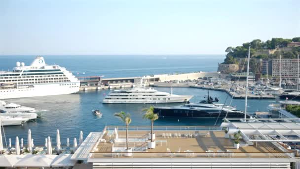 Monaco Monaco Sierpnia 2023 Widok Port Morski Pływającymi Zacumowanymi Jachtami — Wideo stockowe