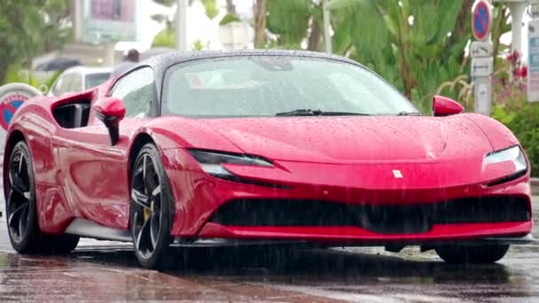 Cannes France September 2023 Вид Припаркований Червоний Ferrari Sf90 Stradale — стокове відео