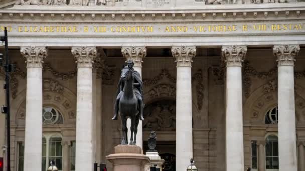 London Zjednoczone Królestwo Wrzesień 2023 Widok Royal Exchange Posąg Jeździecki — Wideo stockowe