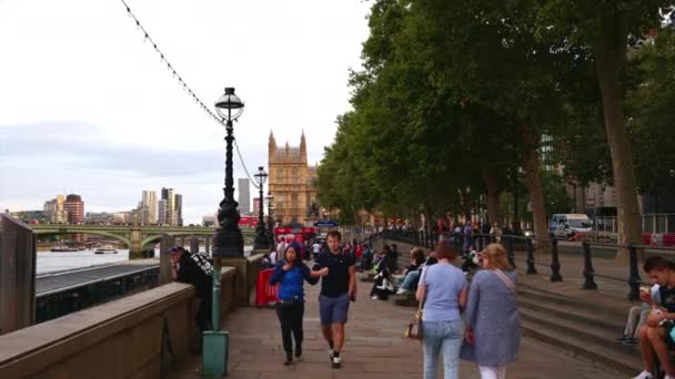 London Vereinigtes Königreich September 2023 Straßenbild Der Innenstadt Bei Sonnenuntergang — Stockvideo