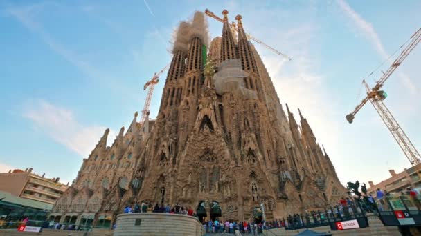 Βαρκελώνη Ισπανία Οκτωβρίου 2023 Sagrada Familia Στο Κέντρο Της Πόλης — Αρχείο Βίντεο