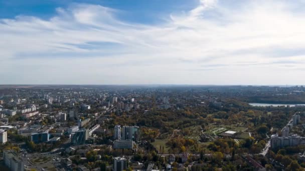 Luchtfoto Drone Weergave Van Hyperlapse Timelapse Chisinau Stad Laat Herfst — Stockvideo