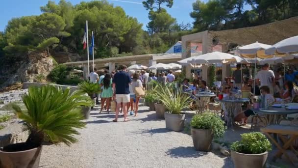 Cannes França Setembro 2023 Pessoas Estão Fila Restaurante Guerite Localizado — Vídeo de Stock