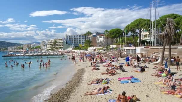 Juan Les Pins Francia Settembre 2023 Gente Che Gode Spiaggia — Video Stock