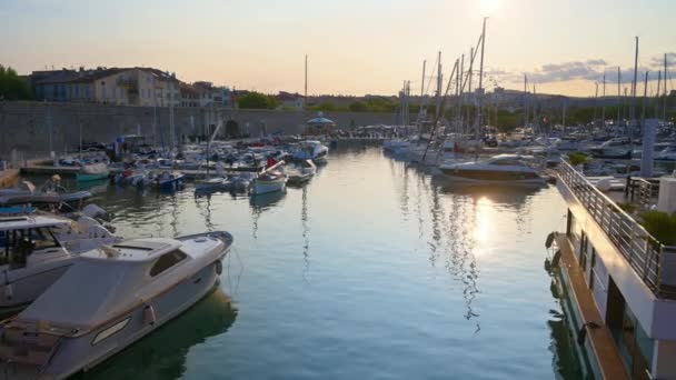 Antibes Francia Settembre 2023 Veduta Aerea Yacht Lusso Attraccati Port — Video Stock