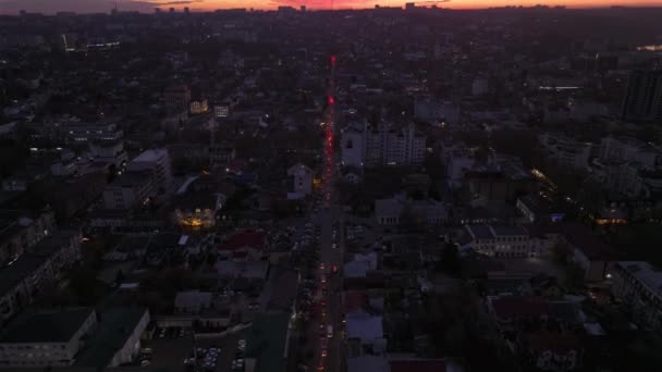 Chisinau Şehrinin Hava Aracı Görüntüsü Gün Batımında Kırmızı Gökyüzü Ile — Stok video
