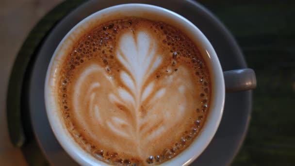 Top Tiro Espuma Arte Latte Café — Vídeo de Stock