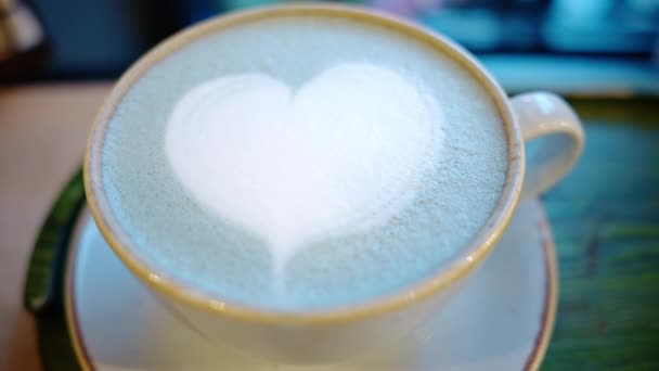 Cup Coffee Foam Latte Art Heart Shape Christmas Tree Background — Stock Video