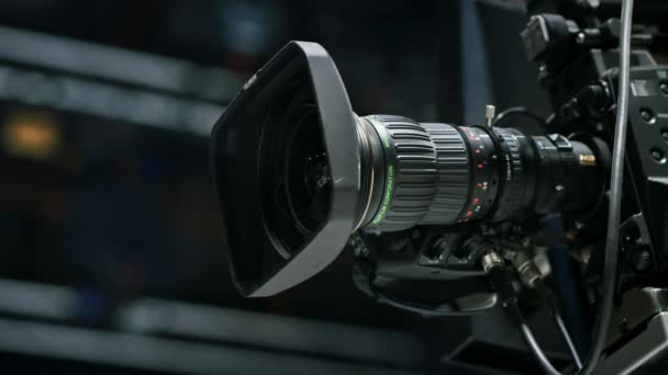 Kiszyniów Mołdawia Stycznia 2024 Profesjonalna Kamera Telewizyjna Sony Obiektywami Fujifilm — Wideo stockowe