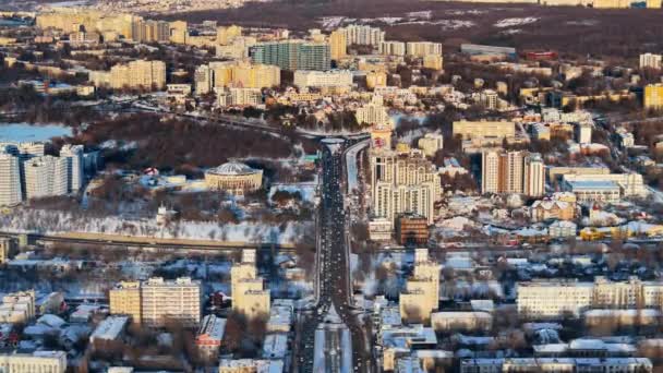 Воздушный Дрон Видом Центр Кишинева Покрытый Снегом Закате Зима Молдавии — стоковое видео
