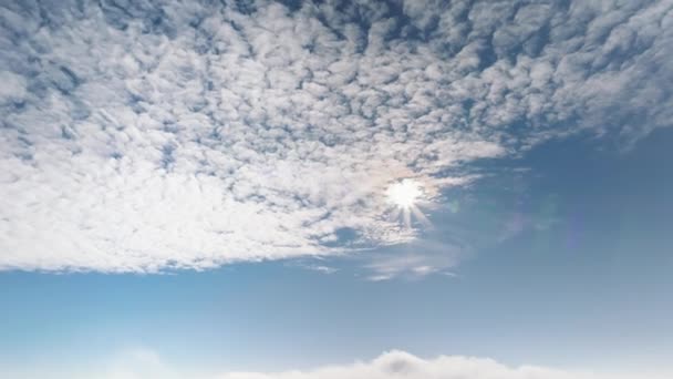 Vista Aérea Drone Céu Com Nuvens Sol Brilhante — Vídeo de Stock