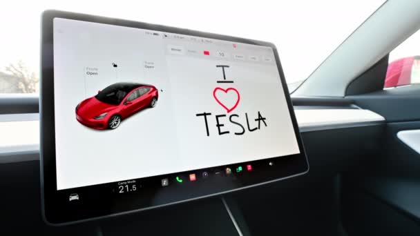 Chisinau Moldavia Enero 2024 Love Tesla Dibuja Texto Aplicación Sketchpad — Vídeos de Stock