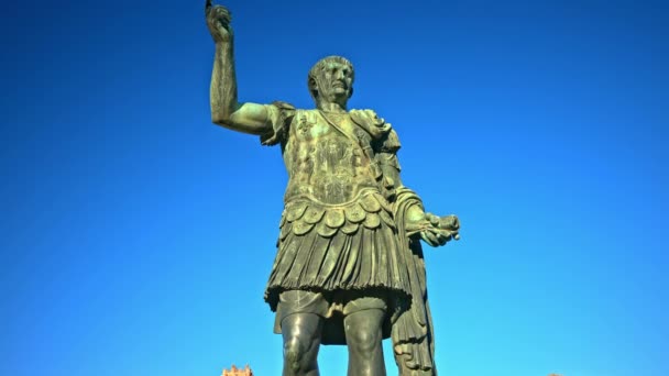 Statua Bronzo Giulio Cesare Tramonto Roma — Video Stock