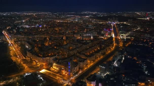 Luchtdrone Zicht Verlichte Stadsgezichten Nacht Boekarest Roemenië — Stockvideo
