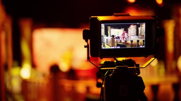 Câmera Profissional Filmando Com Nos Bastidores Aparelho — Vídeo de Stock