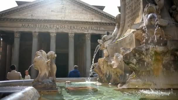Рим Италия Февраля 2024 Года Фонтан Пантеон Перед Римским Пантеоном — стоковое видео