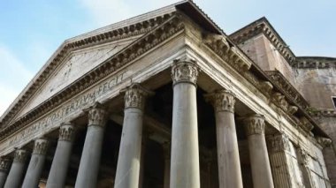 Roma, İtalya - 16 Şubat 2024: Panteon 'un gündüz manzarası