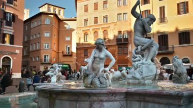 Roma, İtalya - 17 Şubat 2024: Navona Meydanı 'ndaki Neptün Çeşmesi