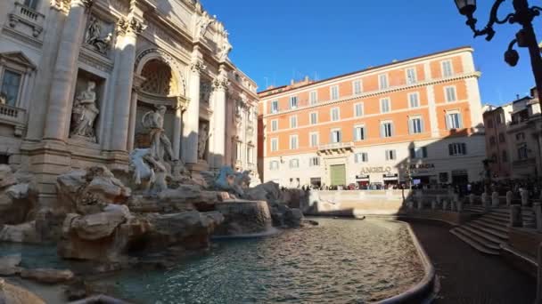 ローマ イタリア 2024 トレビの噴水の側面の景色 — ストック動画