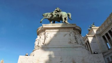 Roma, İtalya - 16 Şubat 2024: Victor Emmanuel 'in Heykeli - Ulusun Babası
