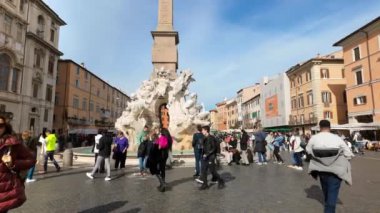 Roma, İtalya - 16 Şubat 2024: Navona Meydanı 'ndaki Dört Nehir Çeşmesi