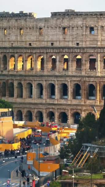 Ρώμη Ιταλία Φεβρουαρίου 2024 Μακρινή Θέα Στον Δρόμο Του Κολοσσαίου — Αρχείο Βίντεο