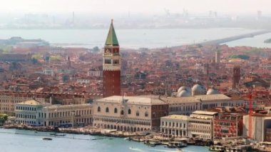Venedik İtalya 'daki St. Mark Meydanı' nın havadan görünüşü.