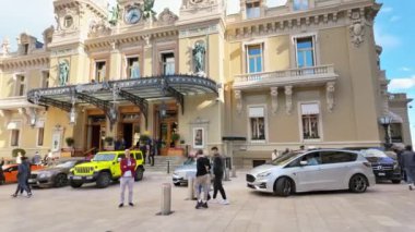 Monte Carlo, Monaco - 5 Temmuz 2024: Casino de Monte-Carlo 'nun ön yüzü