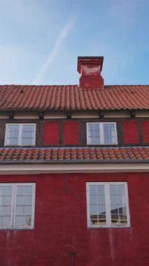 Danimarka 'nın başkenti Kopenhag' daki Kastellet Kalesi 'nin manzarası. Dikey