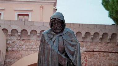 Monako Şehri, Monako - 4 Ekim 2024: Prens Francois Grimaldi 'nin heykeli