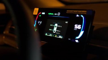 Chisinau, Moldova - 30 Ocak 2025: Melez BYD Destroyer 05 'in gösterge paneli