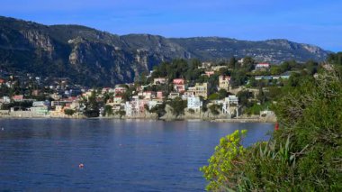Fransa 'nın deniz kıyısındaki Saint-Jean-Cap-Ferrat komünü manzarası