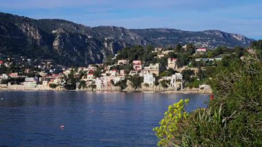 Fransa 'nın deniz kıyısındaki Saint-Jean-Cap-Ferrat komünü manzarası