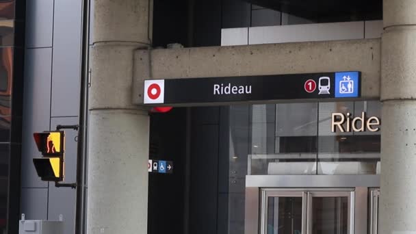 Ottawa Canadá Novembro 2022 Entrada Estação Train Rideau Transpo Trânsito — Vídeo de Stock