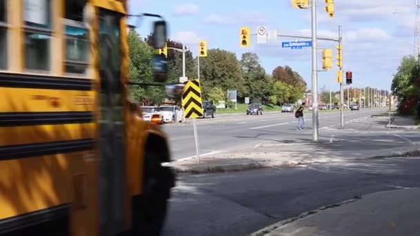 Ottawa Canada October 2021 School Bus Road Ottawa Canada — Stockvideo