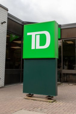 Ottawa, Kanada - 8 Haziran 2024: TD banka tabelası. Toronto - Dominion Bankası