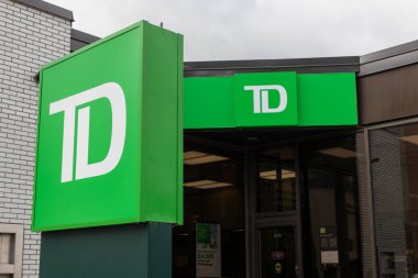 Ottawa, Kanada - 8 Haziran 2024: TD banka tabelası. Toronto - Dominion Bankası