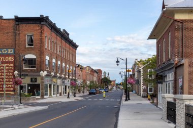 Carleton Place, Kanada - 13 Ağustos 2023: Carleton Place, Ontario. Köprü Sokağı