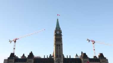 Kanada Parlamentosu binası Ottawa 'da restore ediliyor.