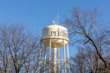 Perth, Kanada - 27 Nisan 2025 Ontario kasabasındaki su kulesi